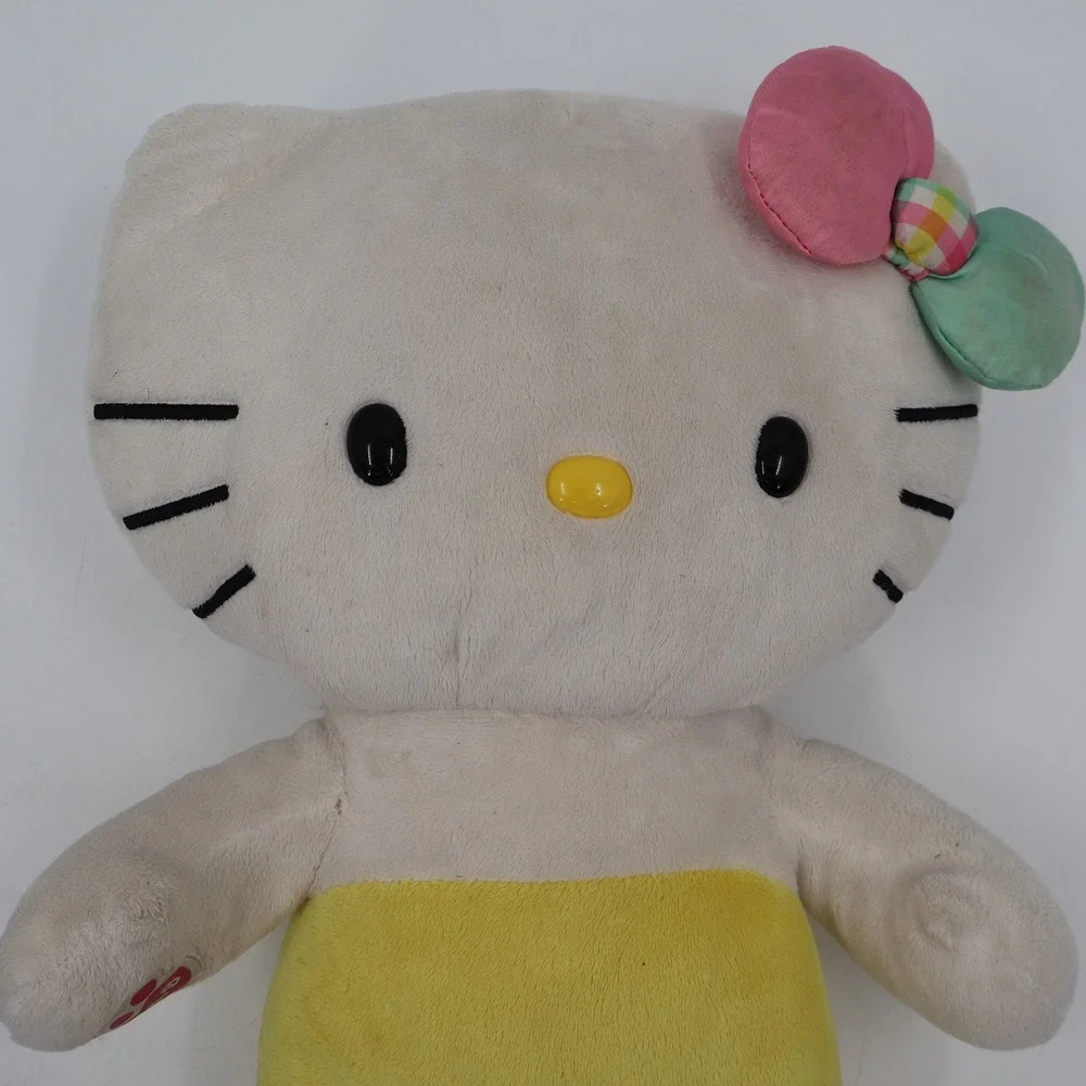 Build-A-Bear cuddle up